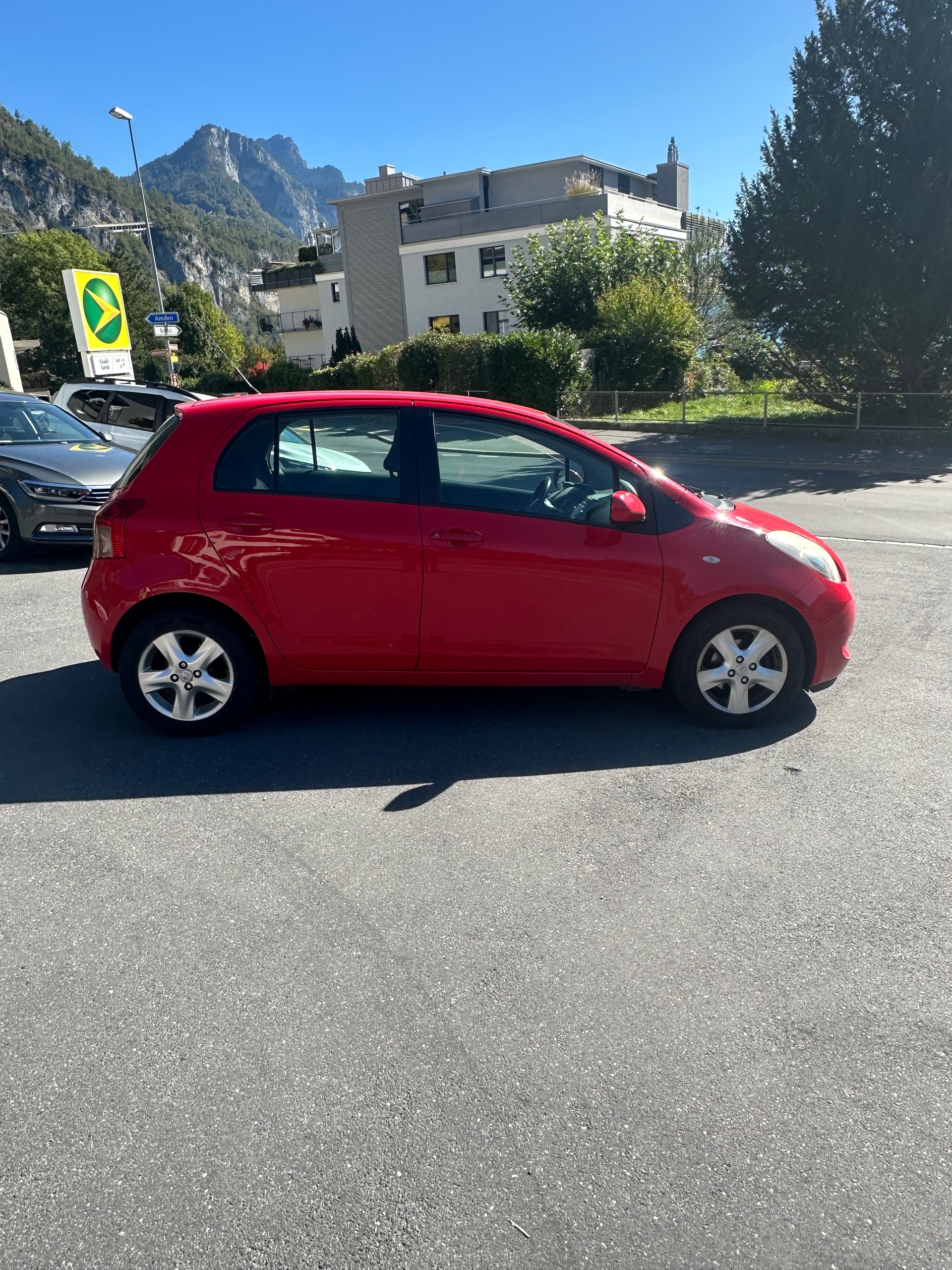 TOYOTA Yaris 1.3 Linea Luna-image-5