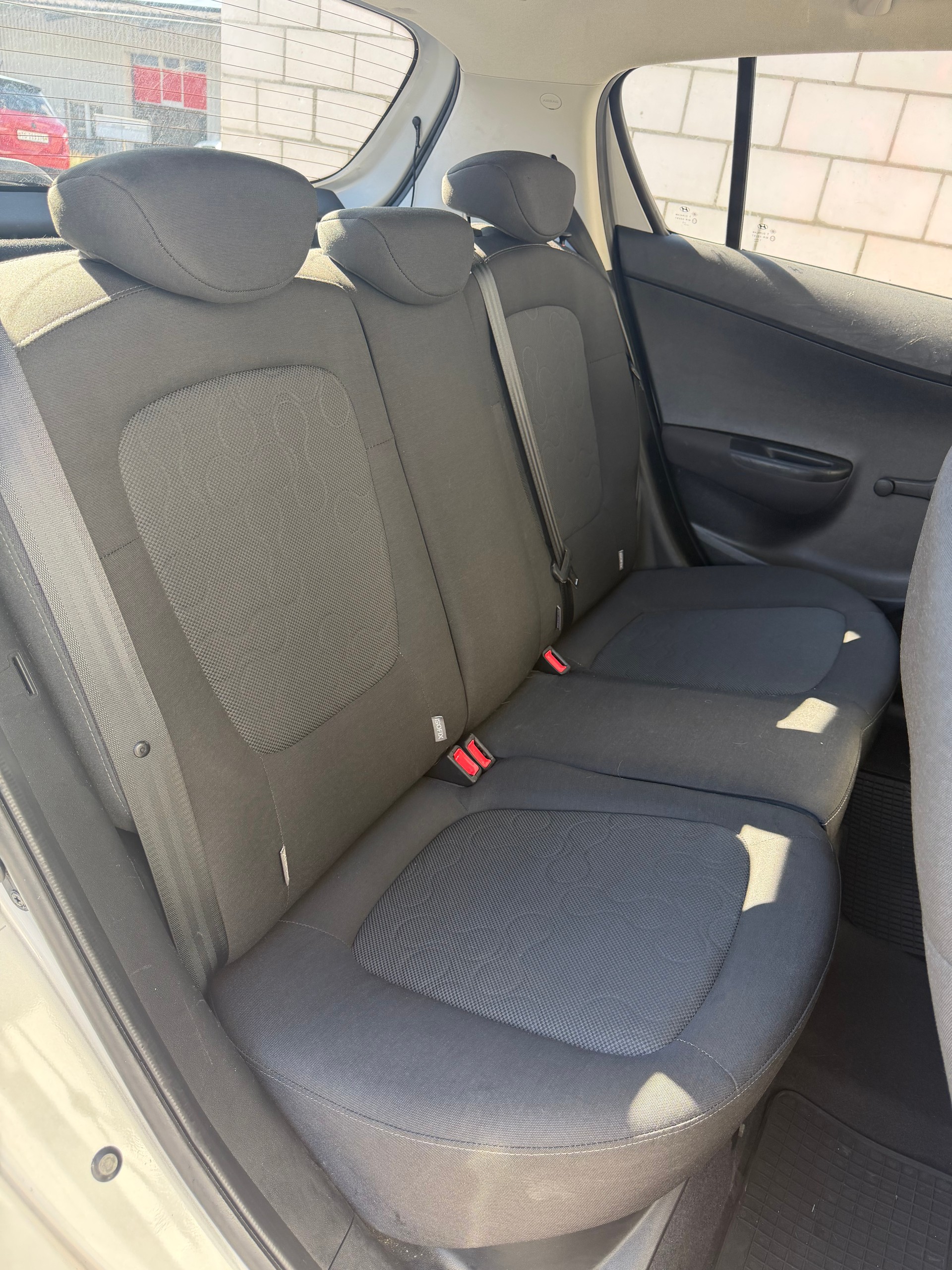 HYUNDAI i20 1.2 Comfort-image-8