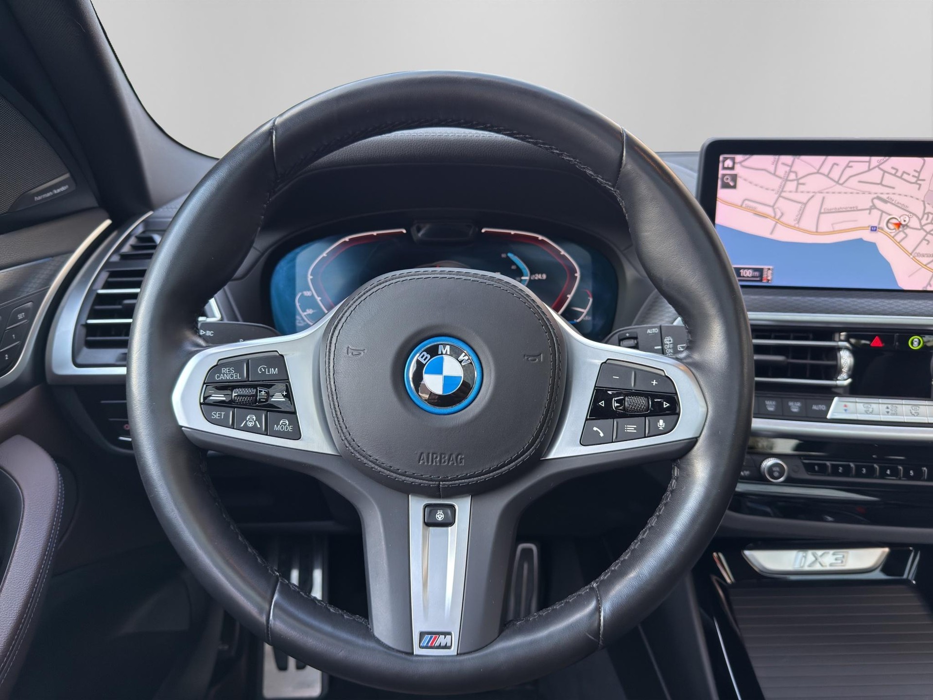 BMW iX3 M Sport IMPRESSIVE G08-image-15