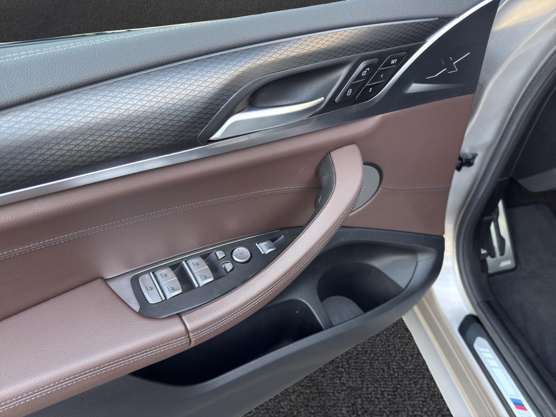 BMW iX3 M Sport IMPRESSIVE G08-image-12