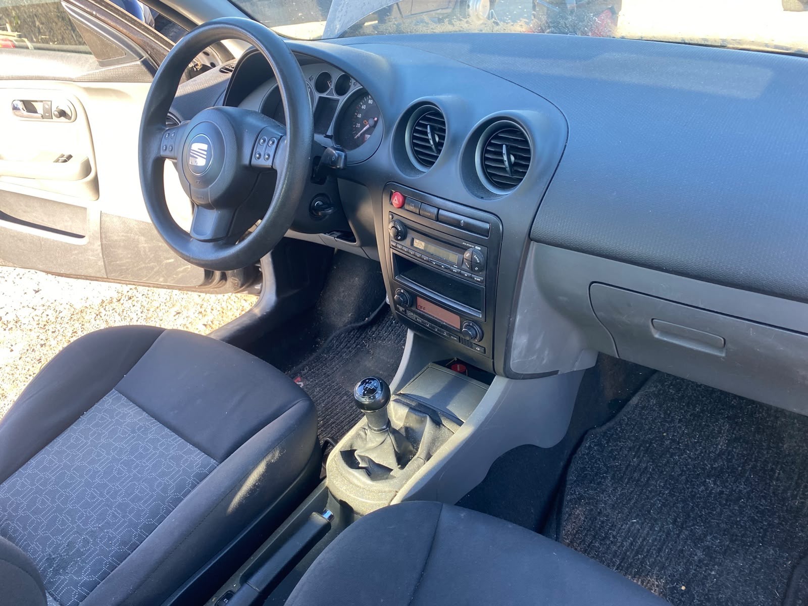 SEAT Ibiza 1.4 16V Sport-image-6