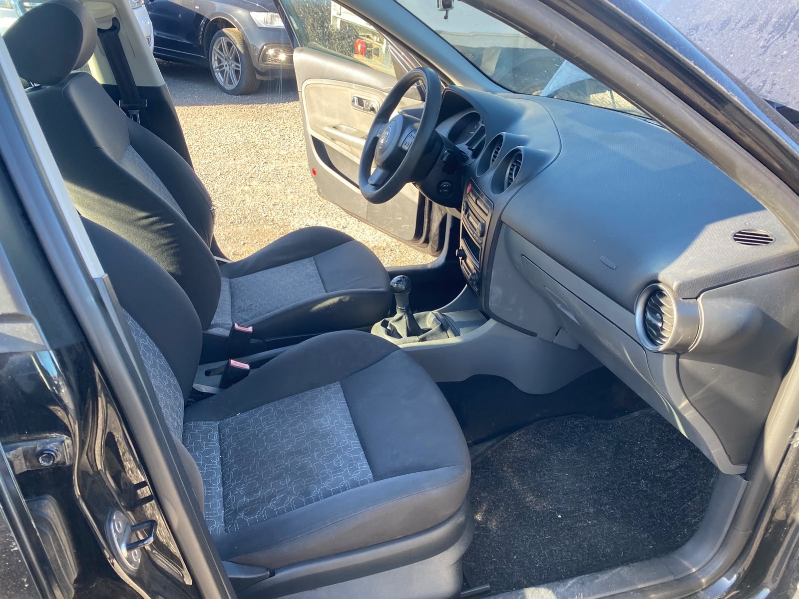 SEAT Ibiza 1.4 16V Sport-image-11