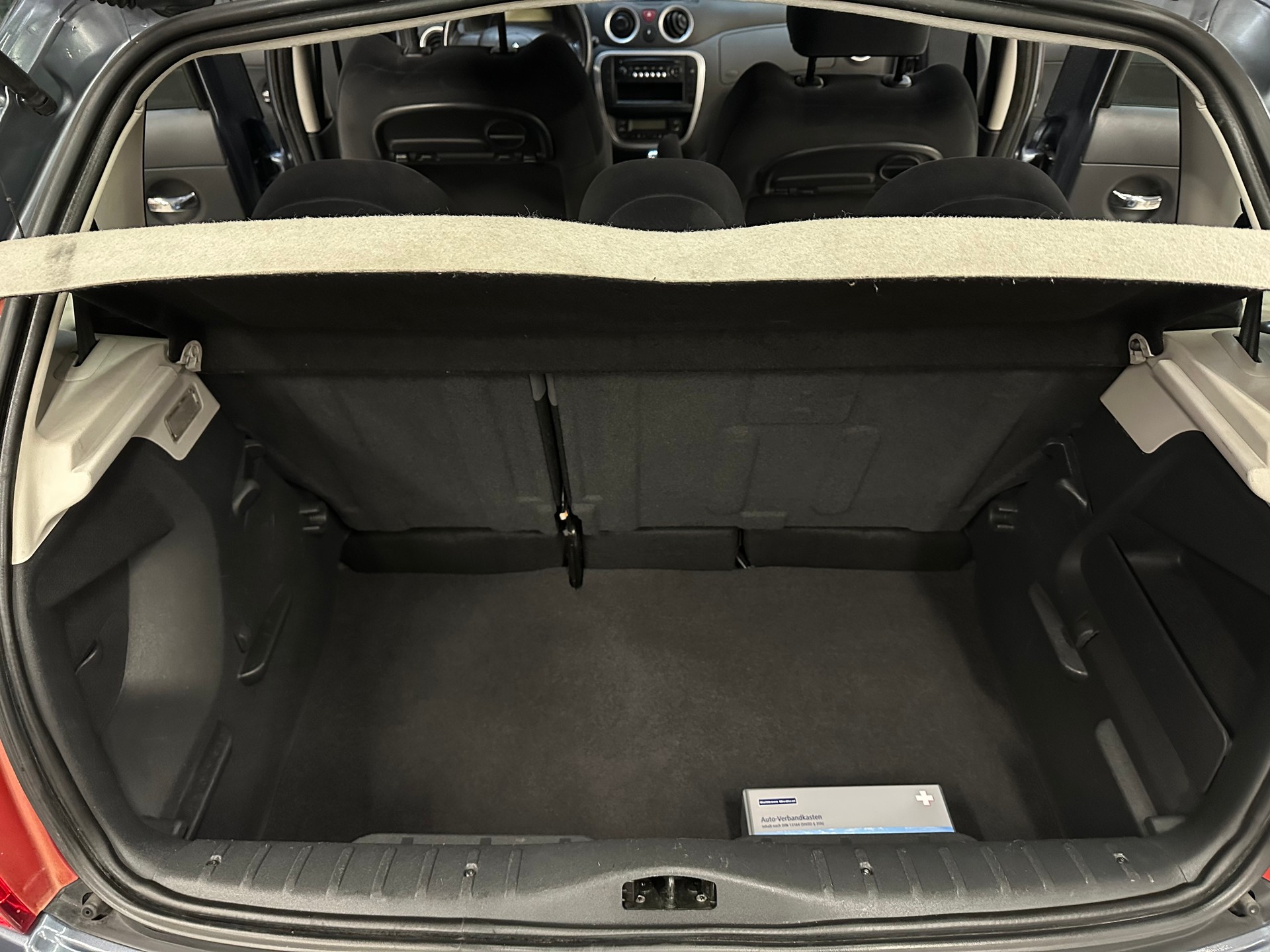 CITROEN C3 1.6i 16V Exclusive-image-11