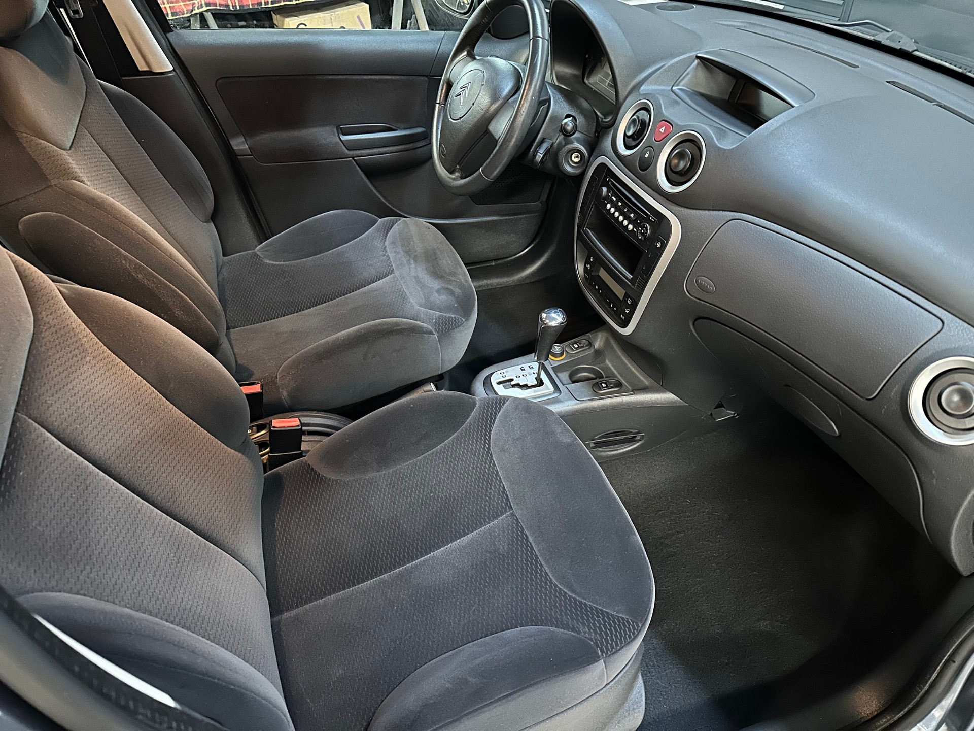 CITROEN C3 1.6i 16V Exclusive-image-7