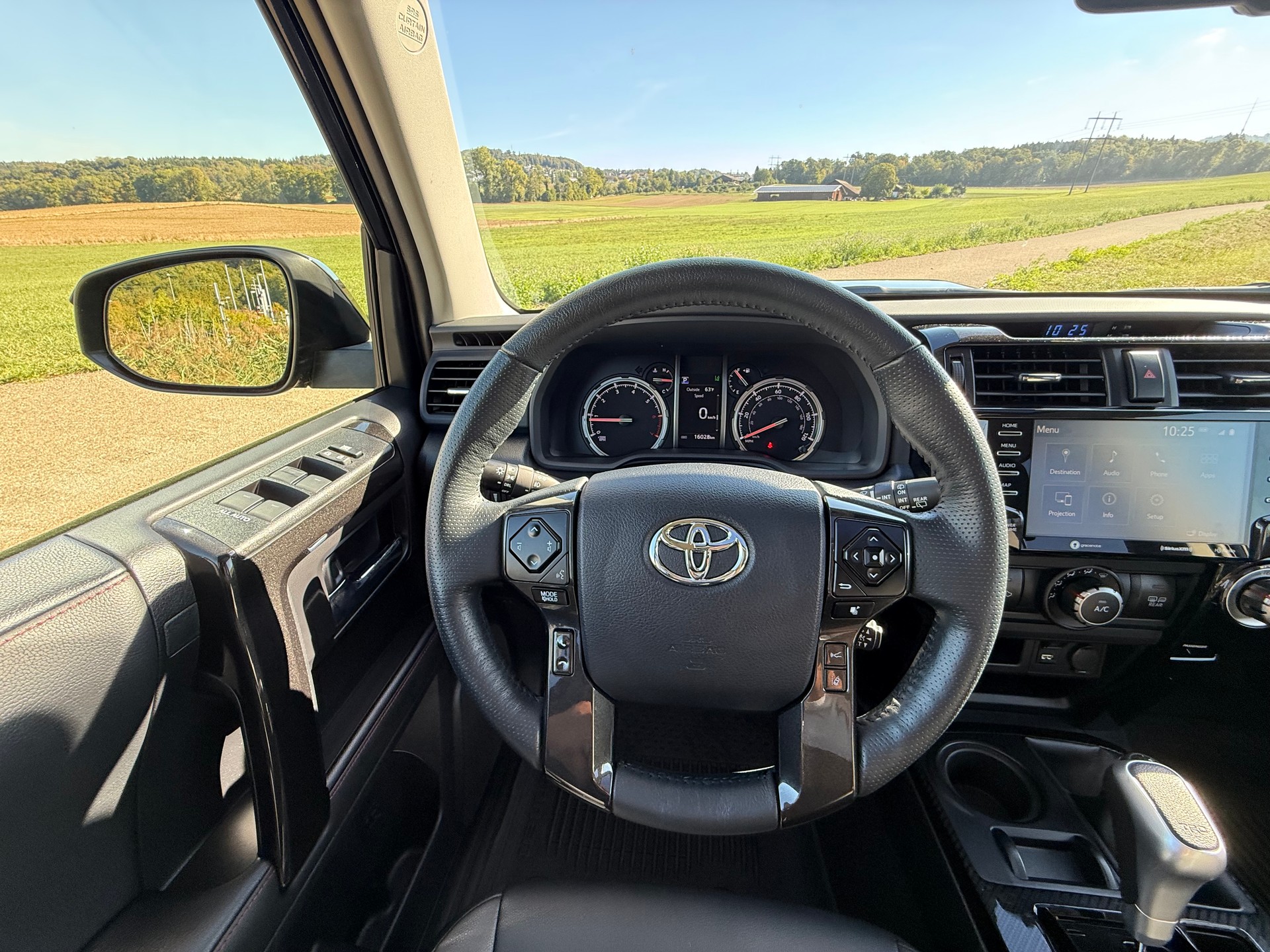 TOYOTA TRD Offroad Premium-image-13
