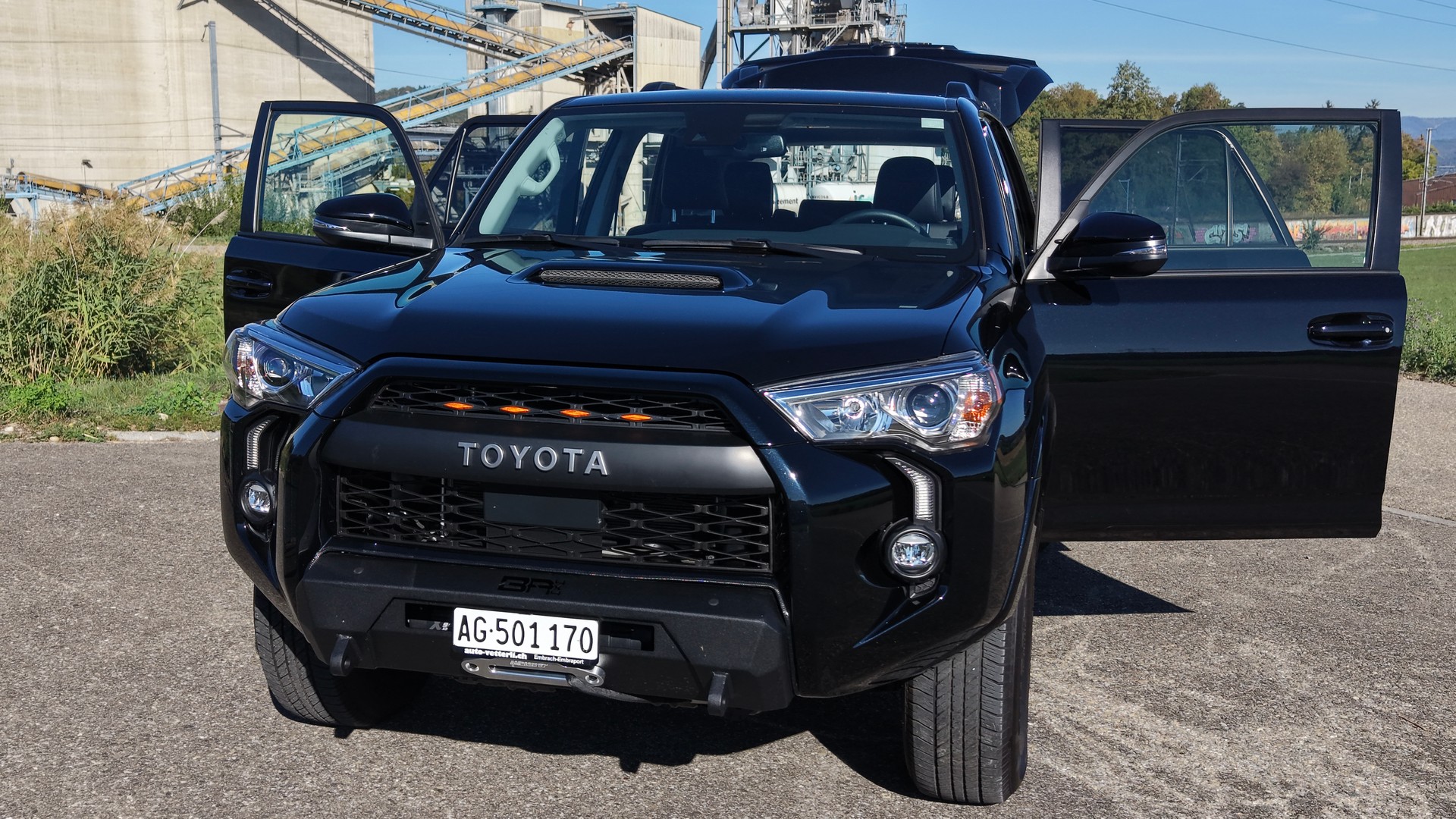 TOYOTA TRD Offroad Premium-image-9
