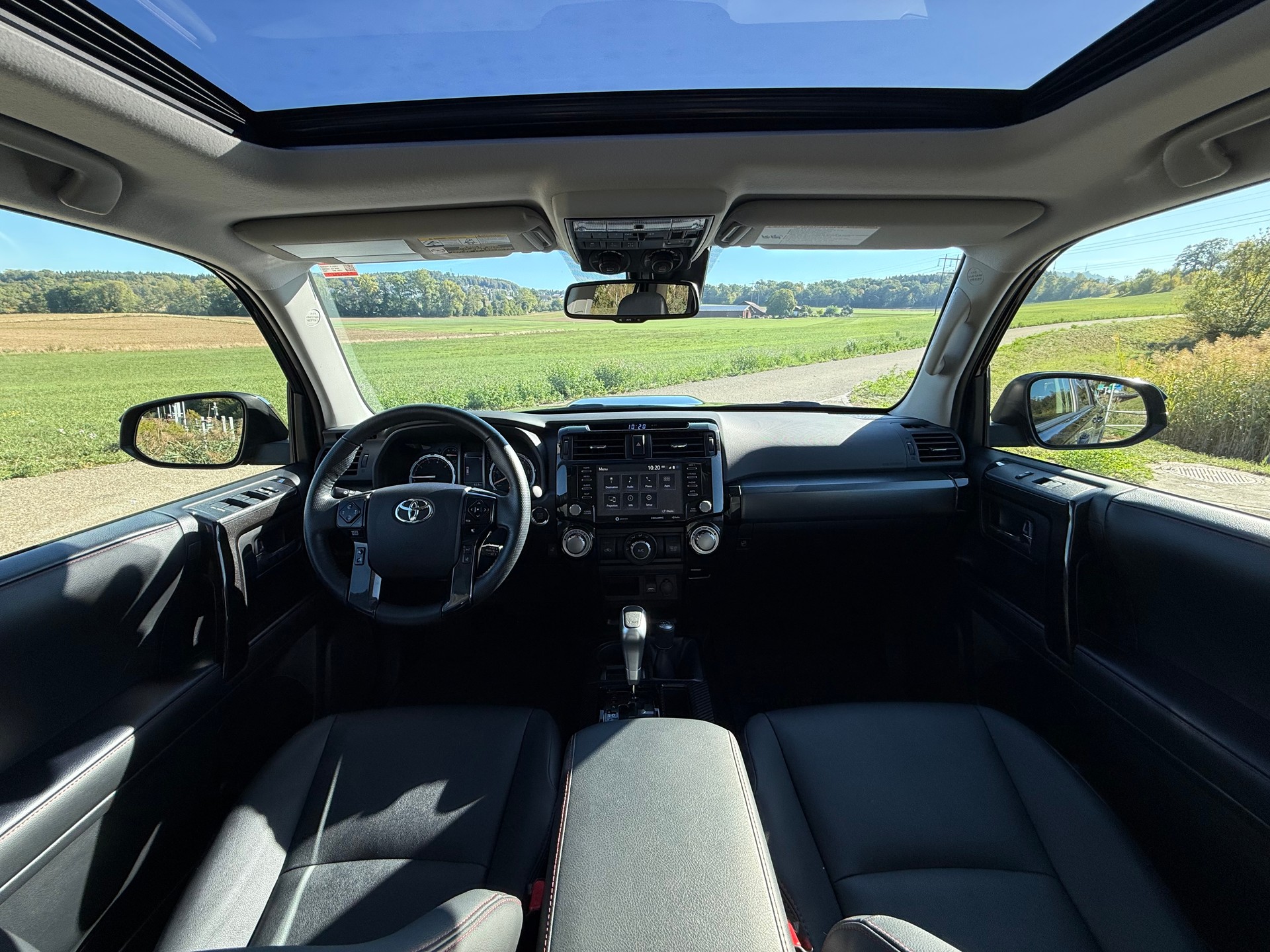 TOYOTA TRD Offroad Premium-image-12
