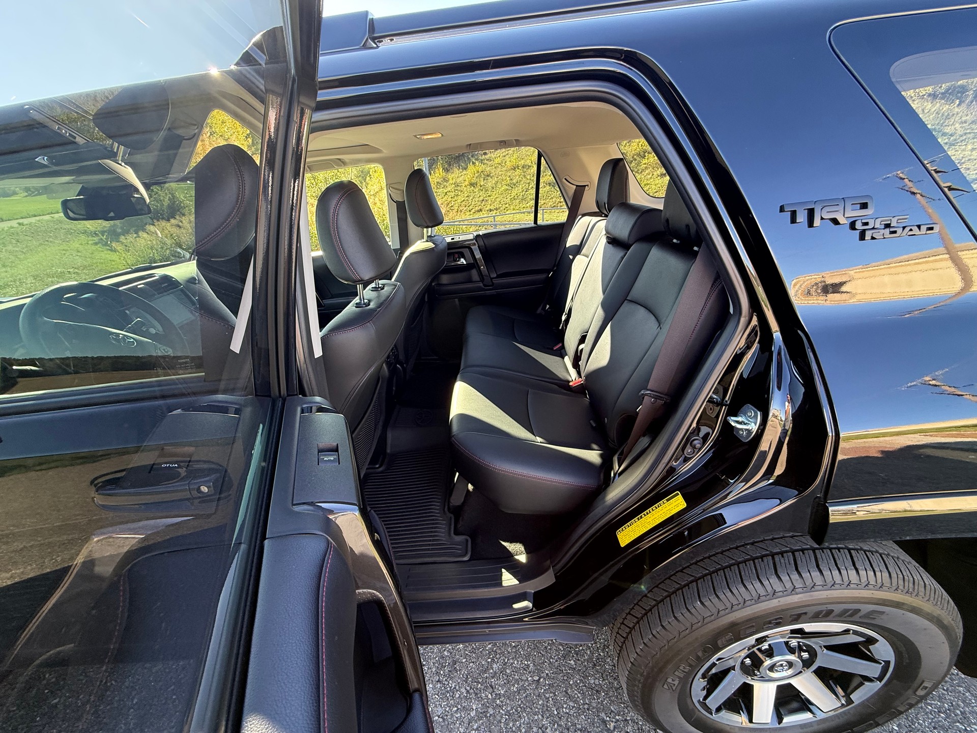 TOYOTA TRD Offroad Premium-image-10