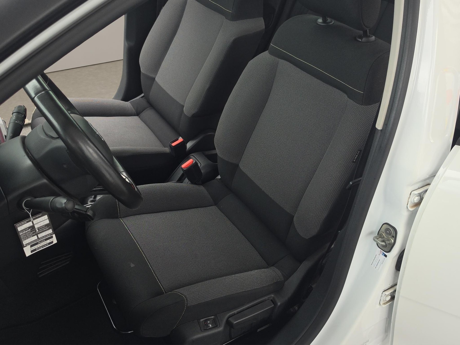 CITROEN Citroën C3 1.2 PureTech Shine-image-5