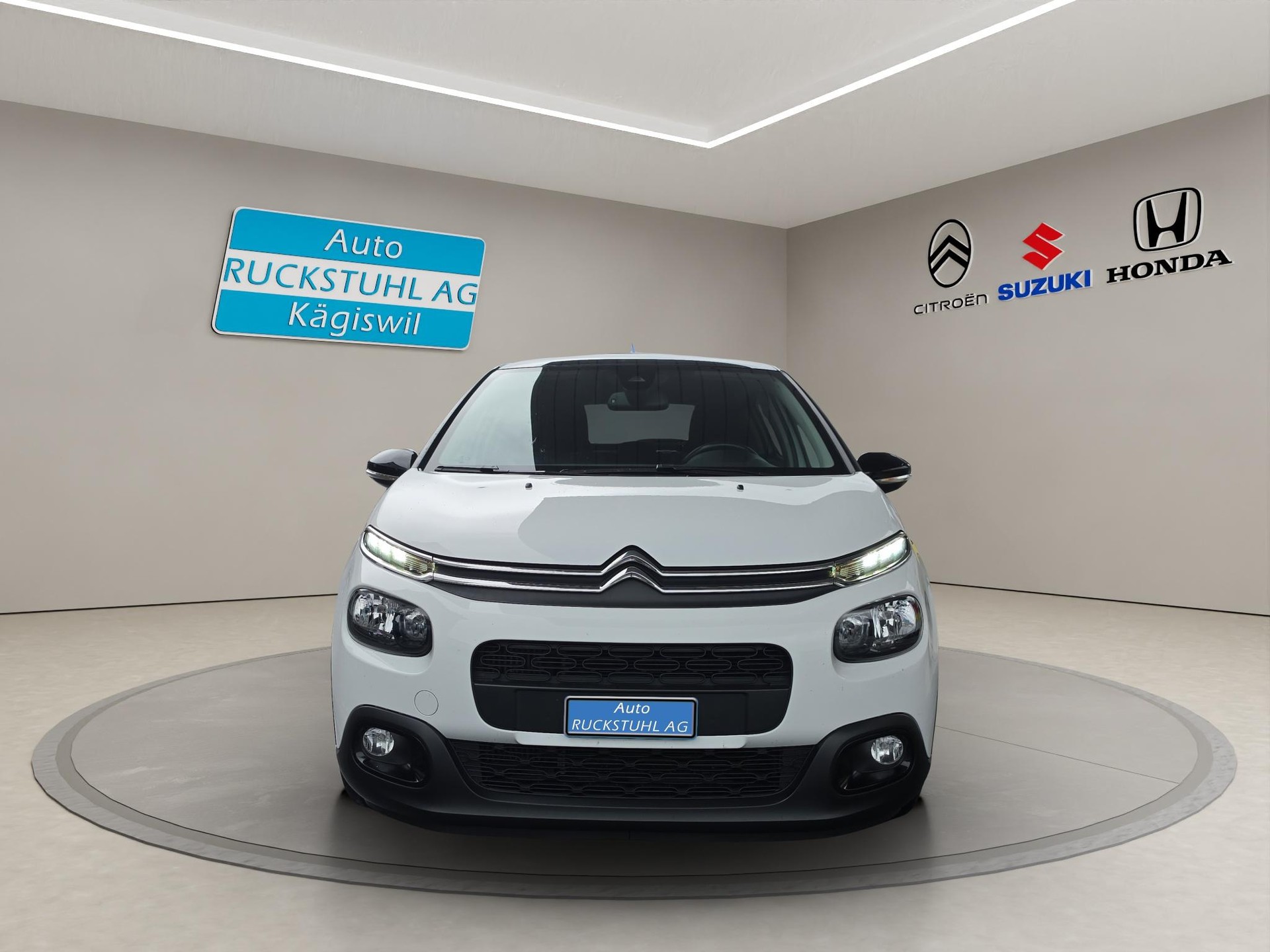 CITROEN Citroën C3 1.2 PureTech Shine-image-2