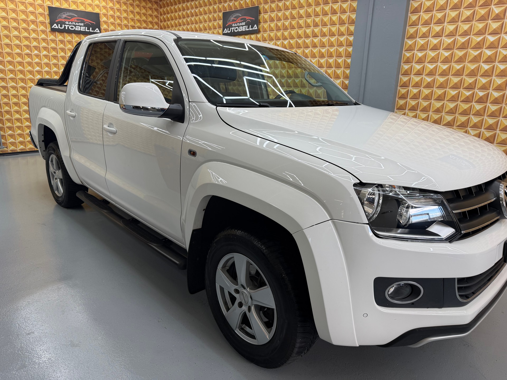 VW Amarok 2.0 BiTDI Startline 4Motion permanent A-image-2
