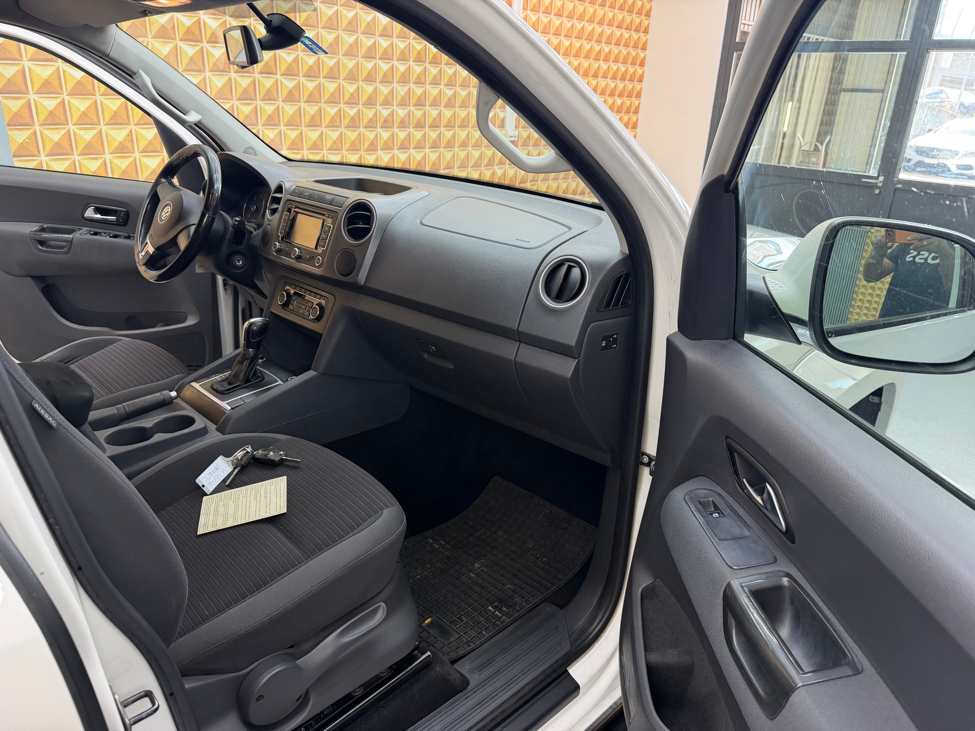 VW Amarok 2.0 BiTDI Startline 4Motion permanent A-image-7
