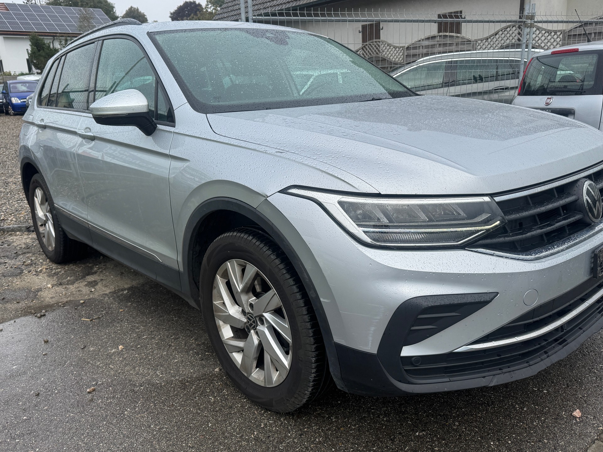 VW Tiguan 2.0 TDI SCR Life 4Motion DSG-image-1