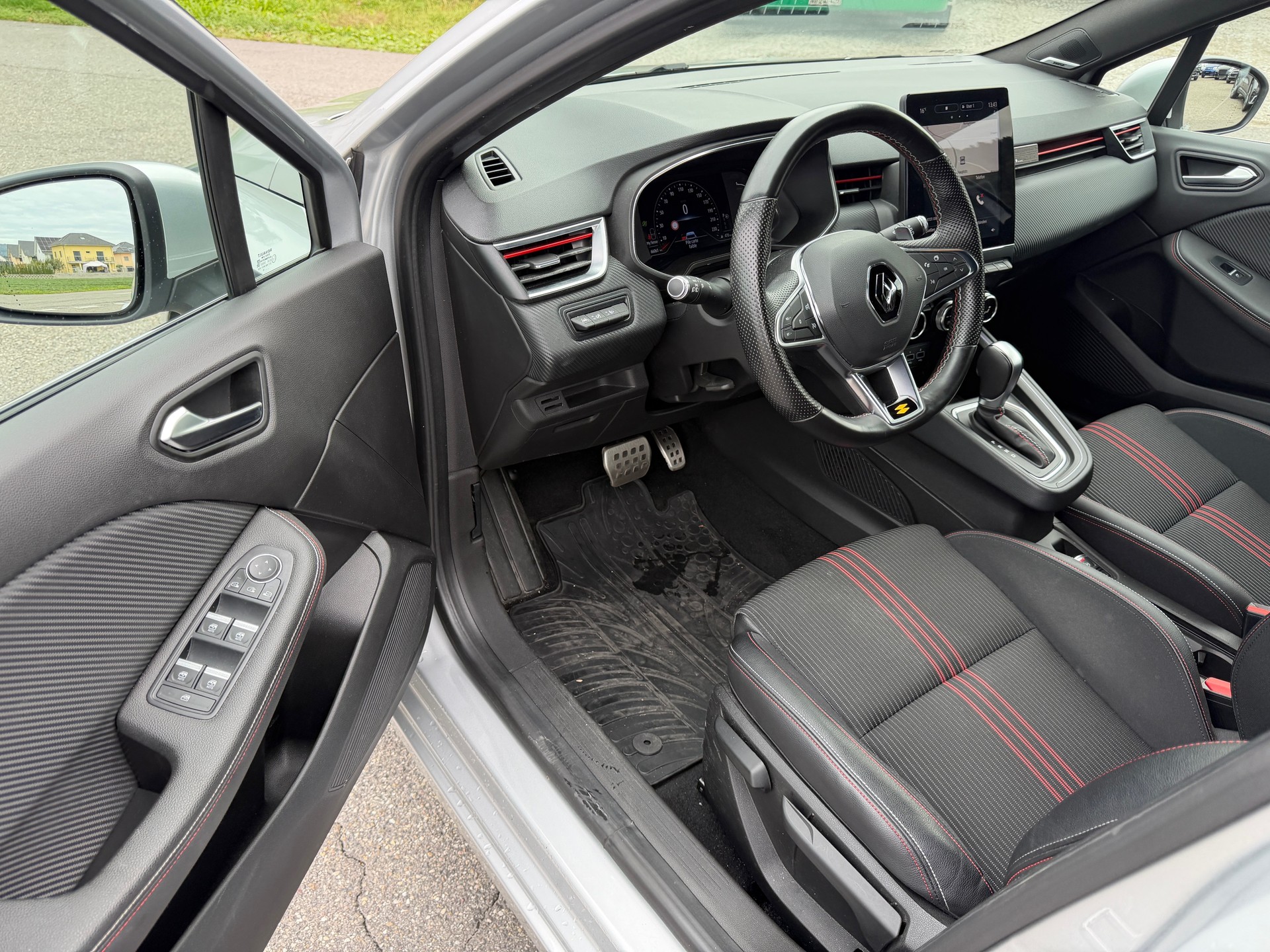 RENAULT Clio 1.3 R.S. Line EDC-image-8