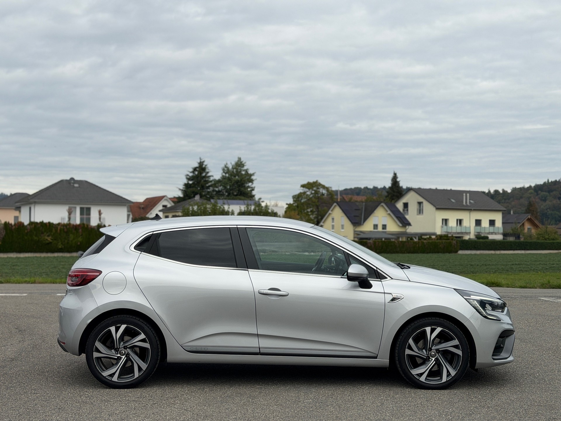 RENAULT Clio 1.3 R.S. Line EDC-image-11
