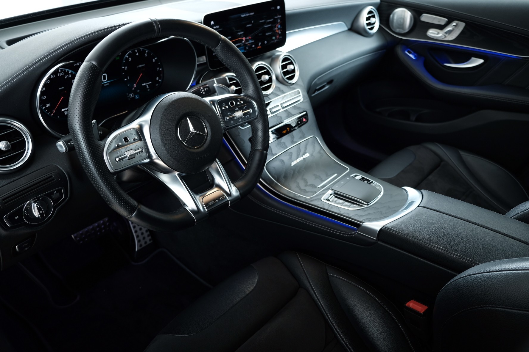 MERCEDES-BENZ GLC 63 AMG 4matic X253-image-9