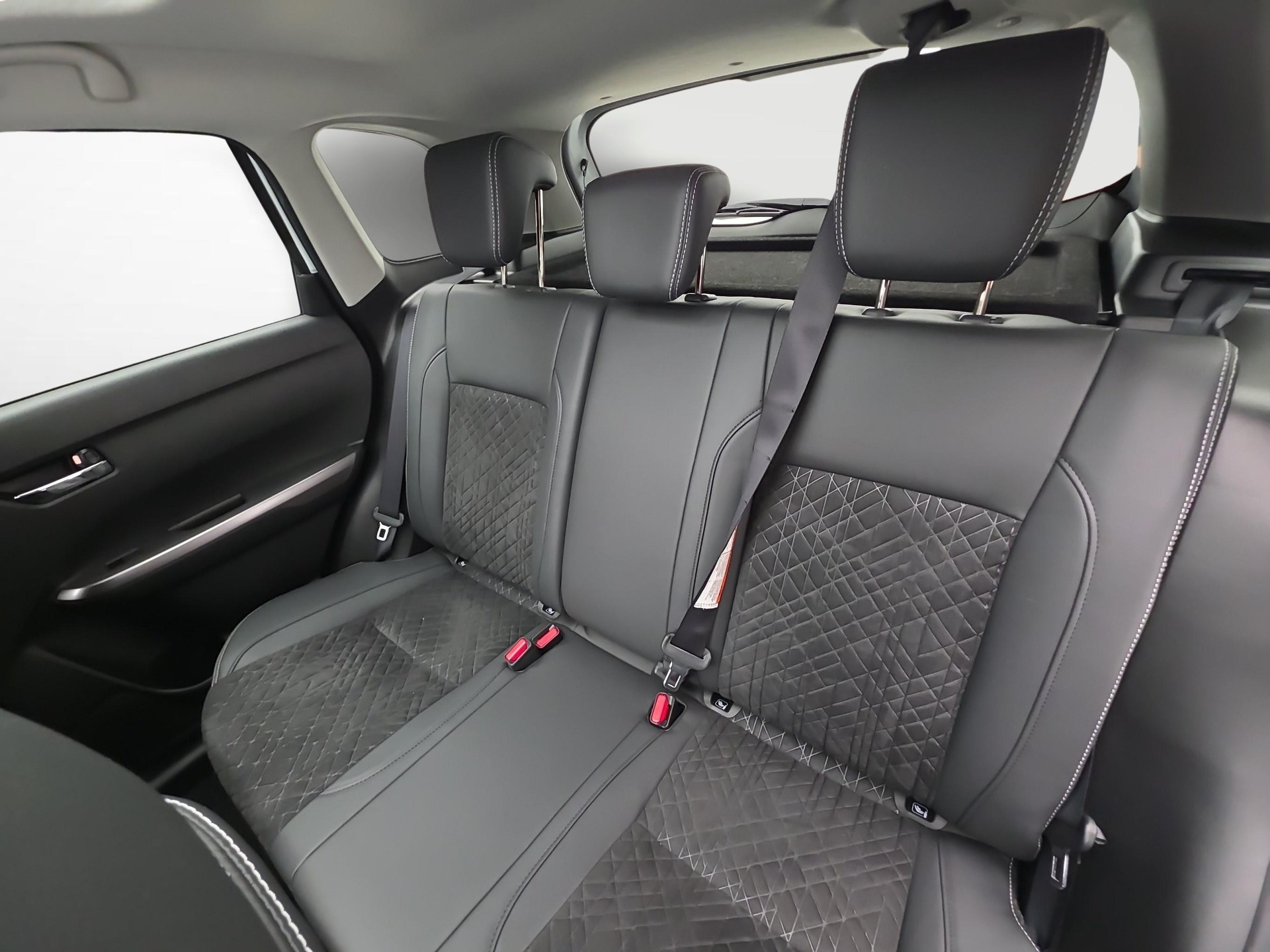 SUZUKI Vitara 1.4 T Compact Top Hybrid 4x4-image-10