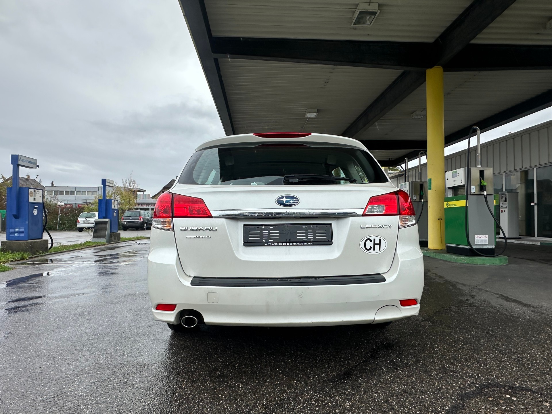 SUBARU Legacy 2.0i Swiss AWD Lineartronic-image-3