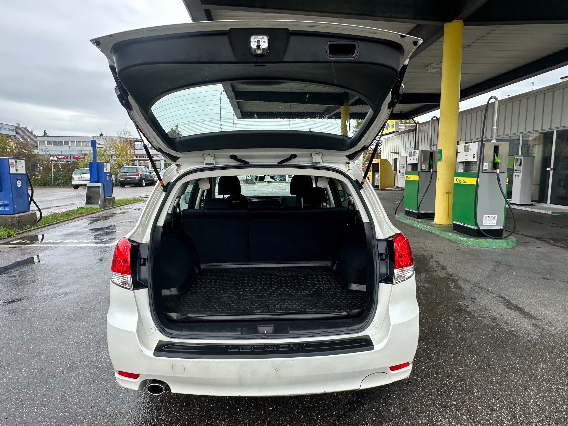 SUBARU Legacy 2.0i Swiss AWD Lineartronic-image-7