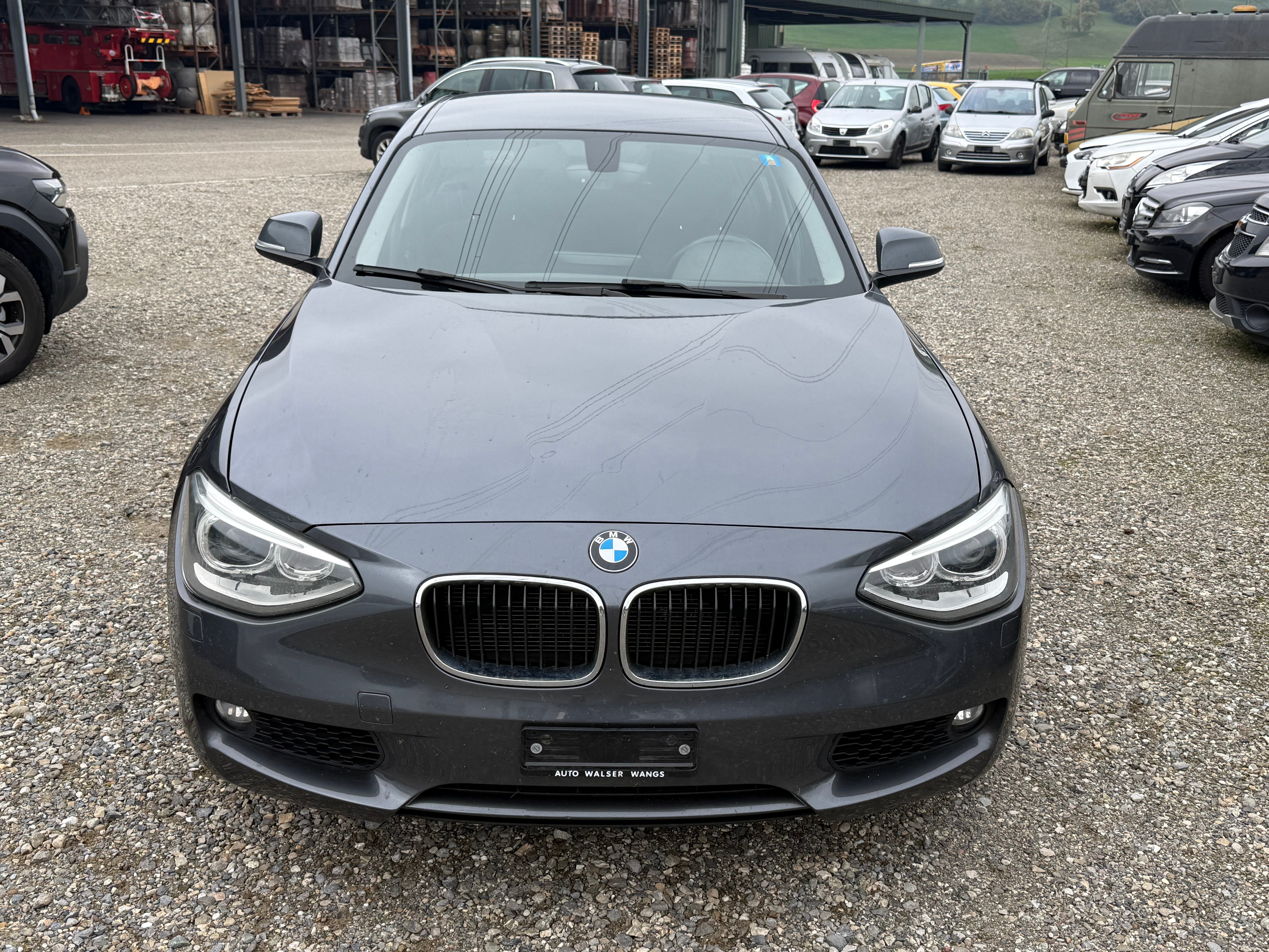 Car photo