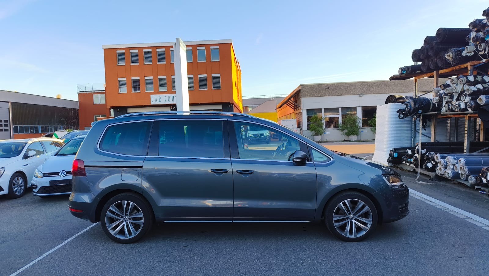VW Sharan 2.0 TDI BMT Comfortline DSG-image-1