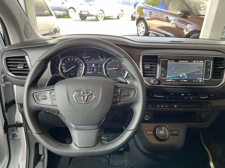 TOYOTA PROACE Verso L2 2.0 D Trend-image-11