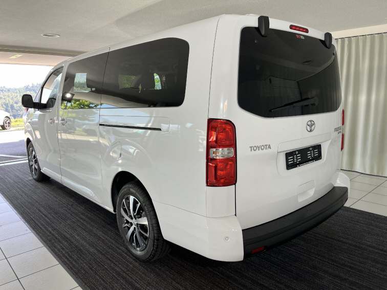 TOYOTA PROACE Verso L2 2.0 D Trend-image-2