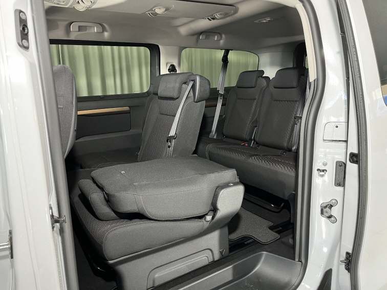 TOYOTA PROACE Verso L2 2.0 D Trend-image-8