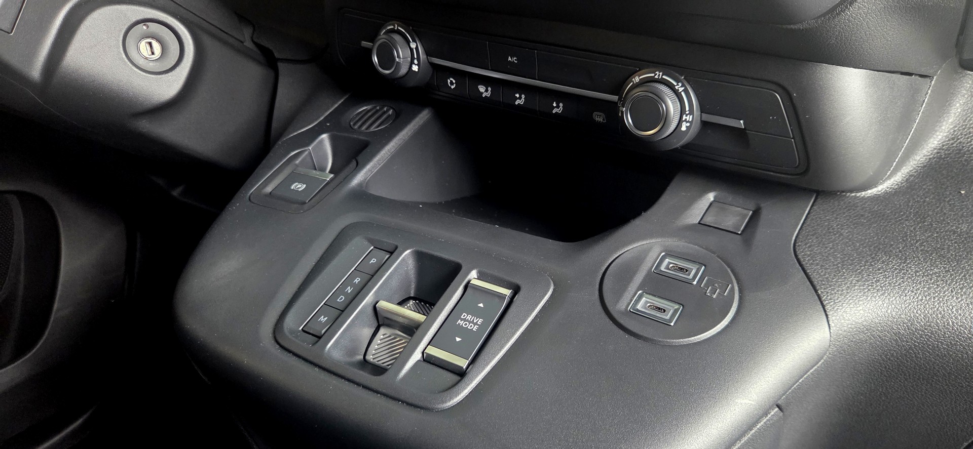 PEUGEOT Partner 1.5 Blue HDi Standard 1000kg EAT8-image-6