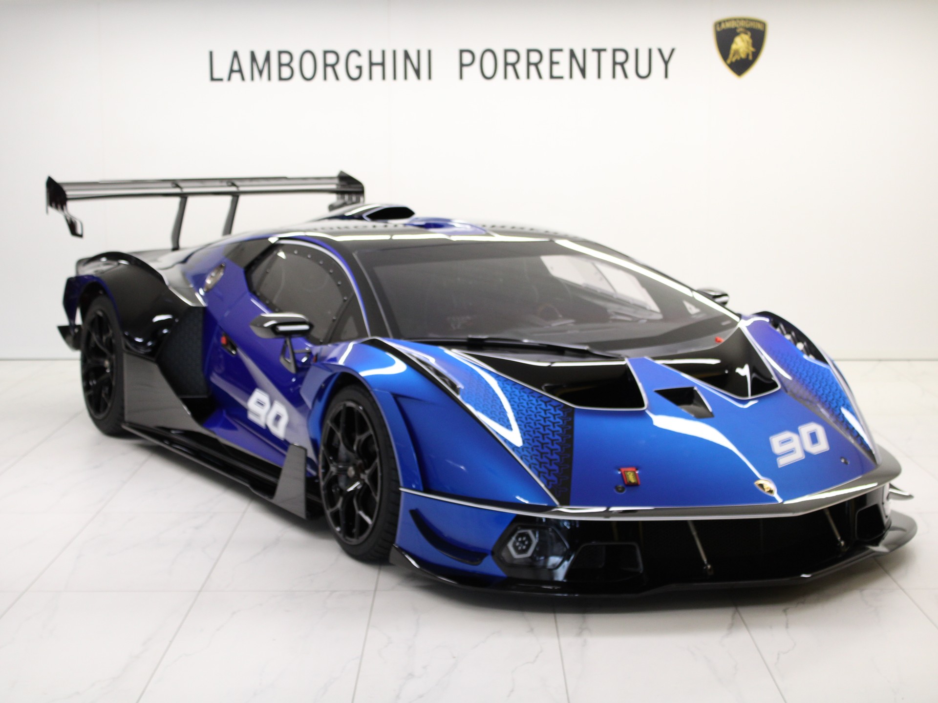 LAMBORGHINI SCV12-image-0