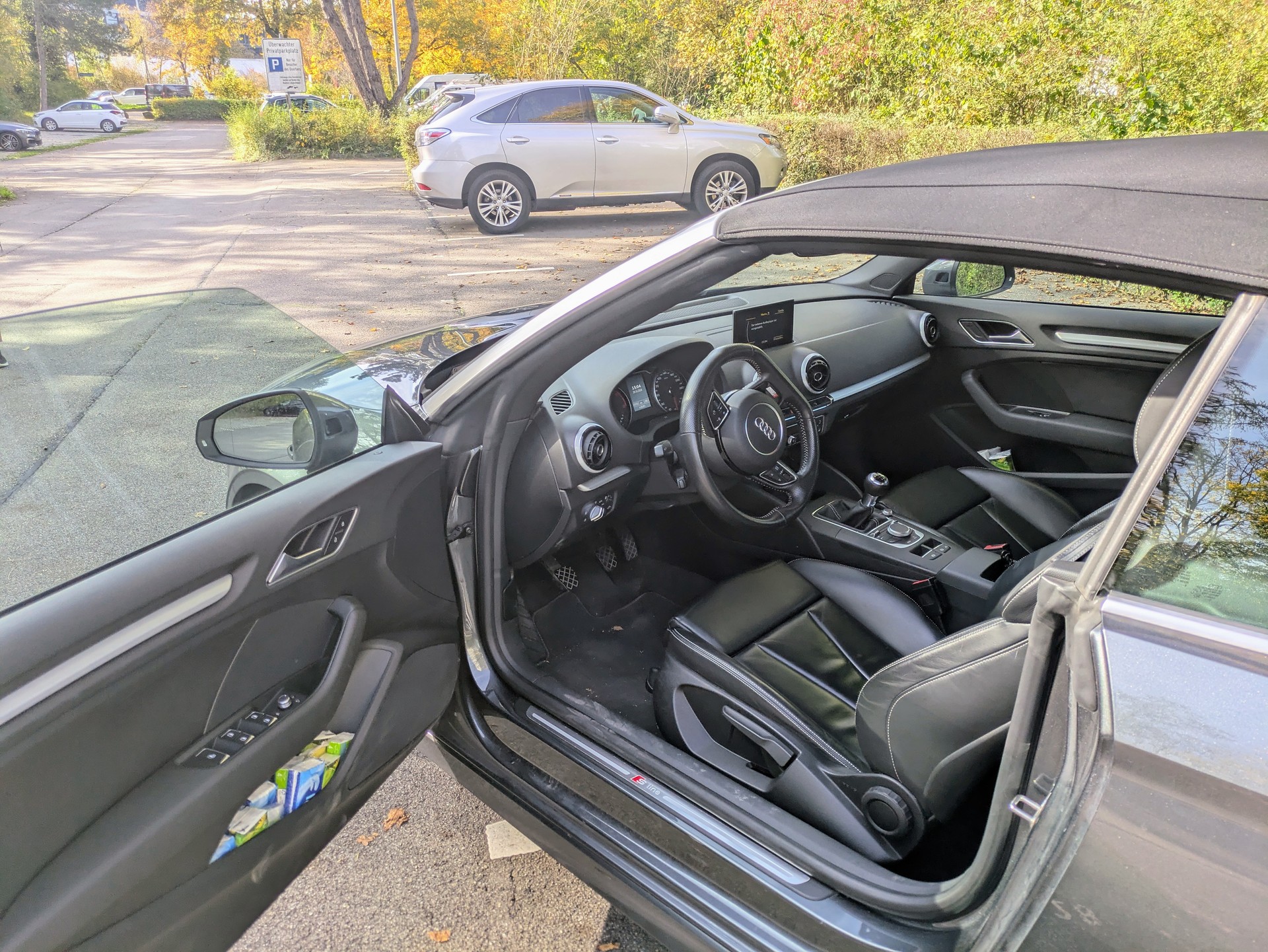 AUDI A3 Cabriolet 2.0 TDI Ambiente-image-8