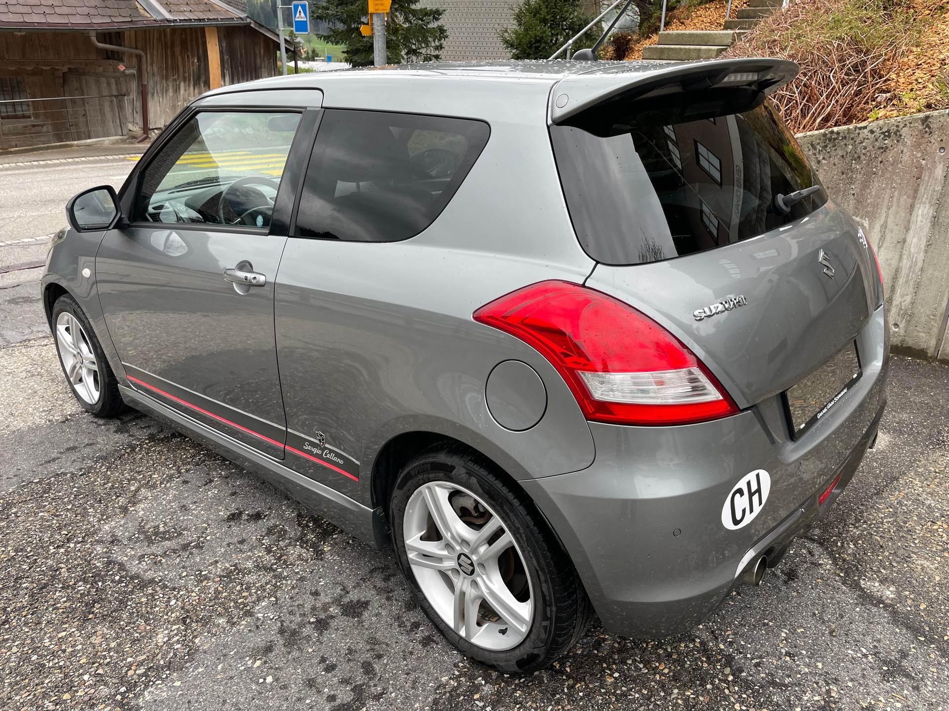 SUZUKI Swift 1.6i 16V Sport Sergio Cellano-image-2