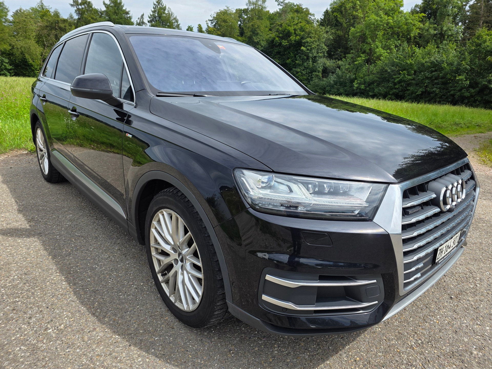 AUDI Q7 3.0 TDI quattro tiptronic-image-1