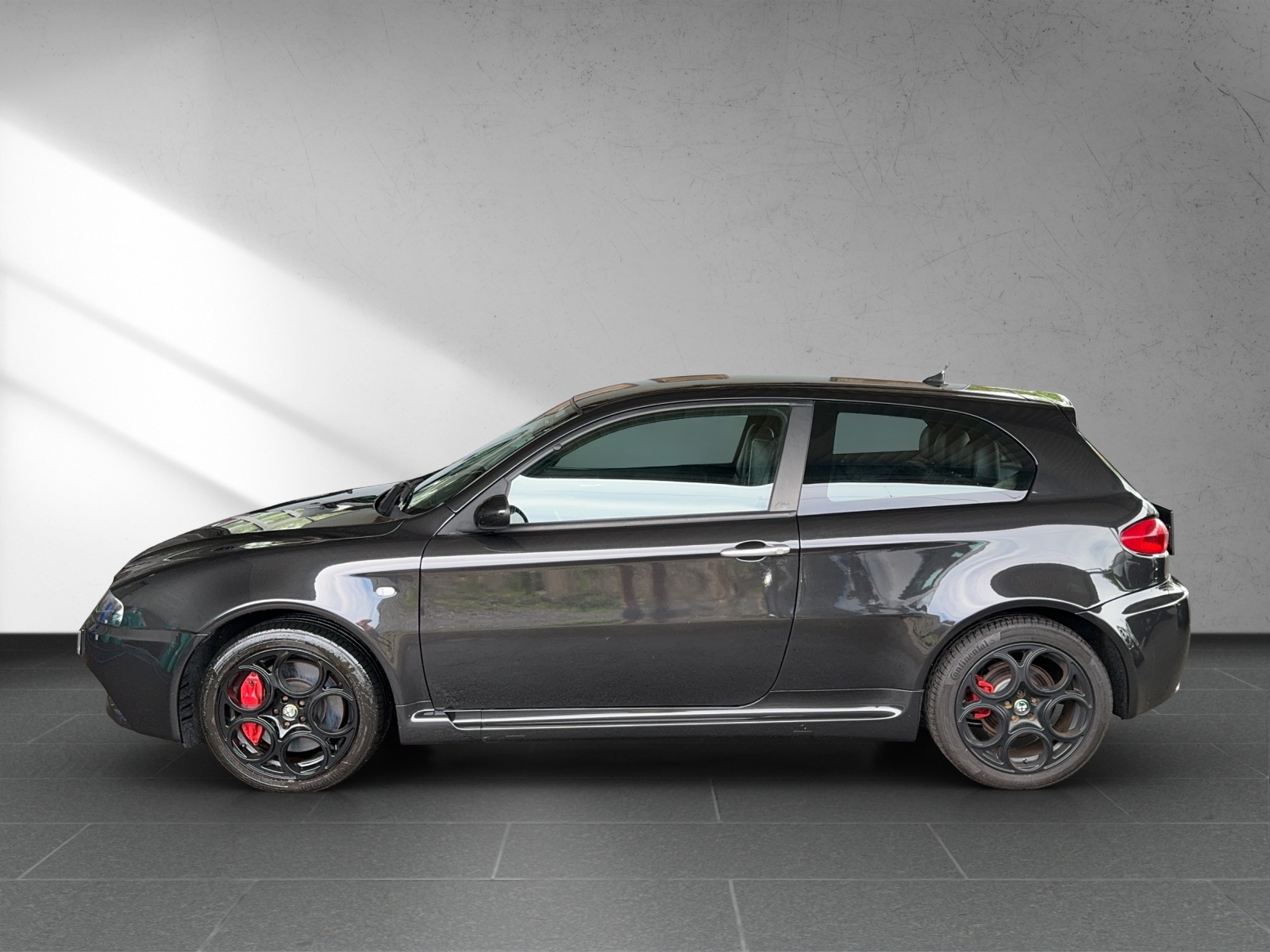 ALFA ROMEO 147 3.2 GTA-image-3