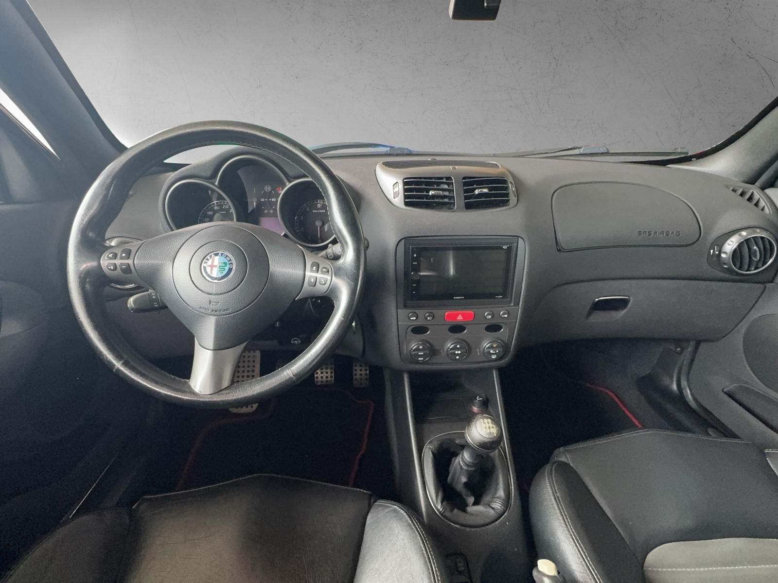 ALFA ROMEO 147 3.2 GTA-image-5