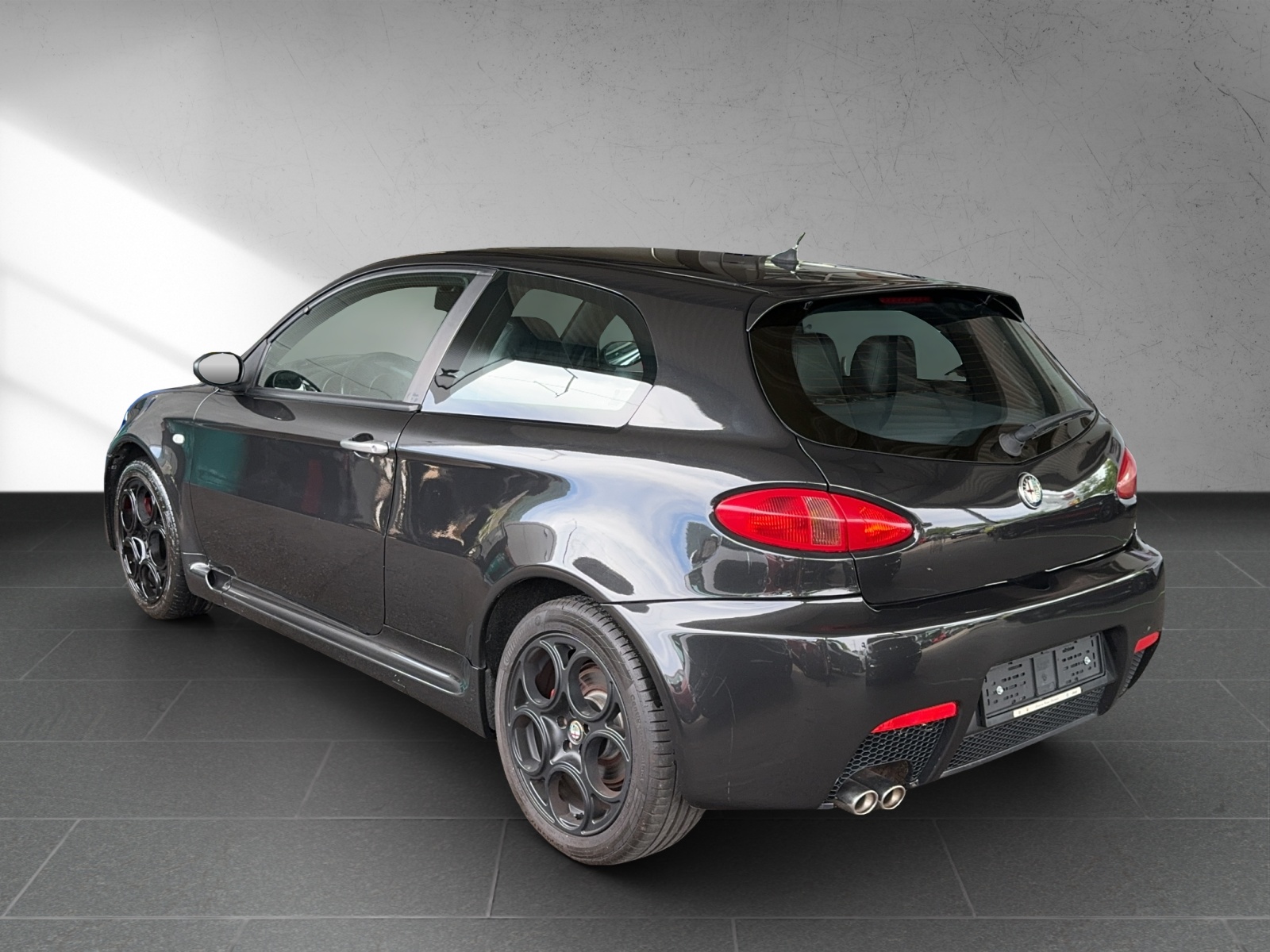 ALFA ROMEO 147 3.2 GTA-image-4