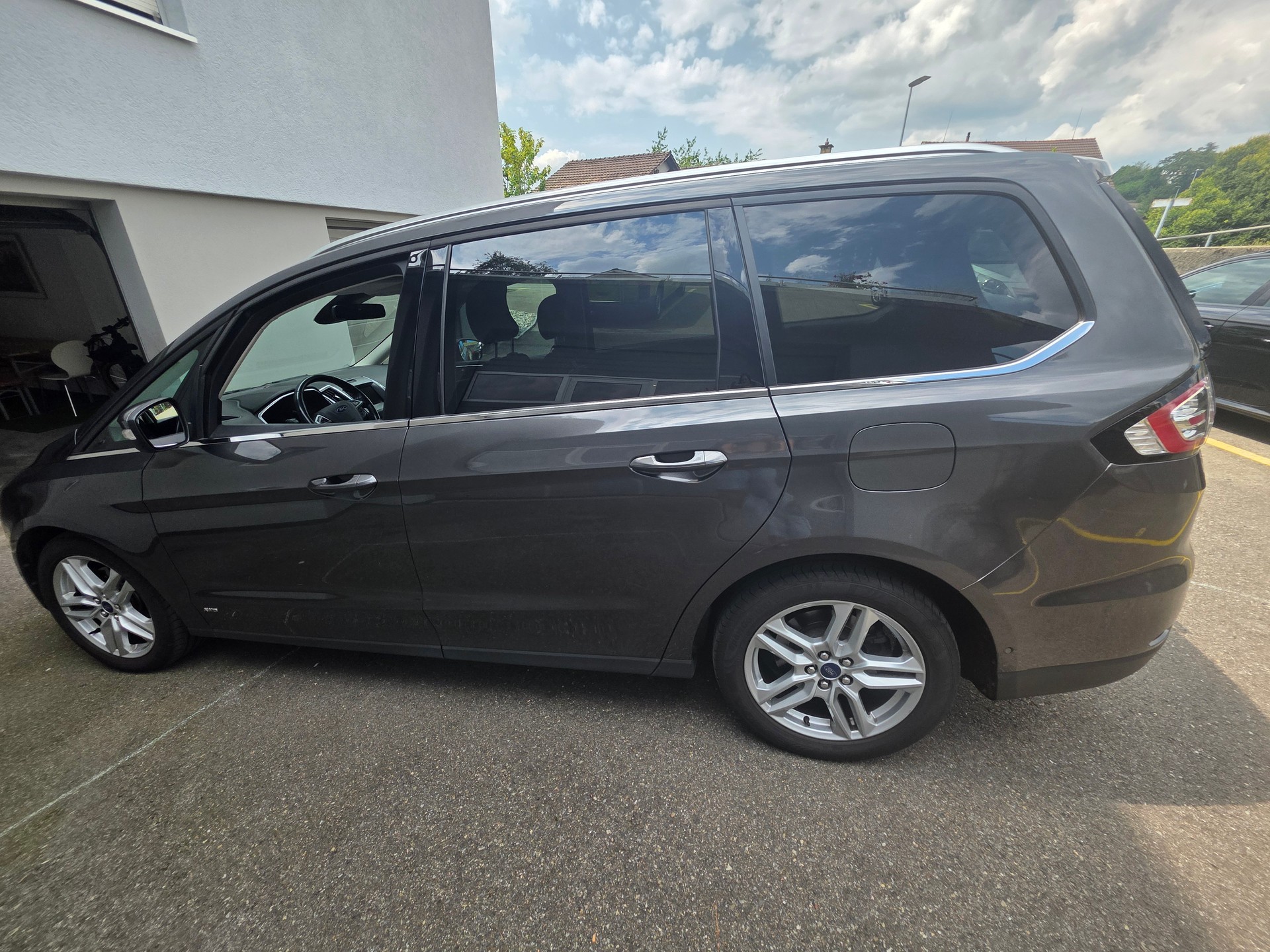 FORD Galaxy 2.0 TDCi Titanium AWD Automatic Eco Blue ab Service-image-5