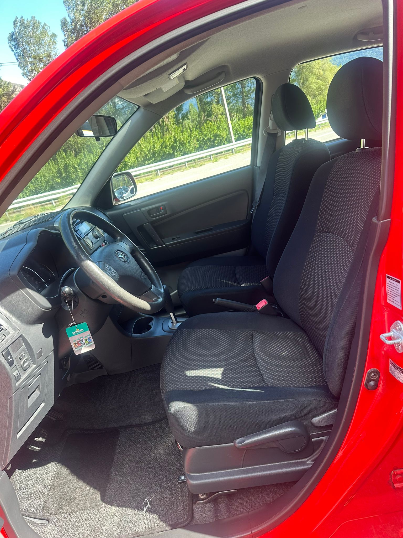 DAIHATSU Terios 1.5 16V 4Seasons 4WD Automatic-image-6