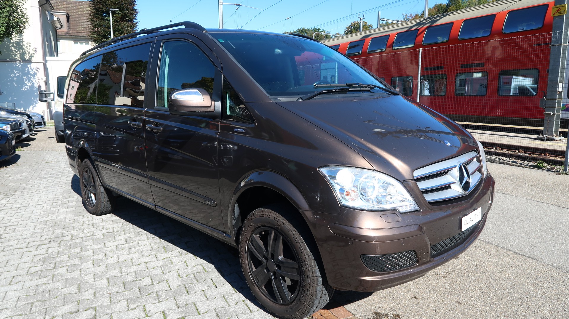 MERCEDES-BENZ Viano 2.2 CDI Blue Eff. Trend Ed. L 4Matic A-showroom-element-2