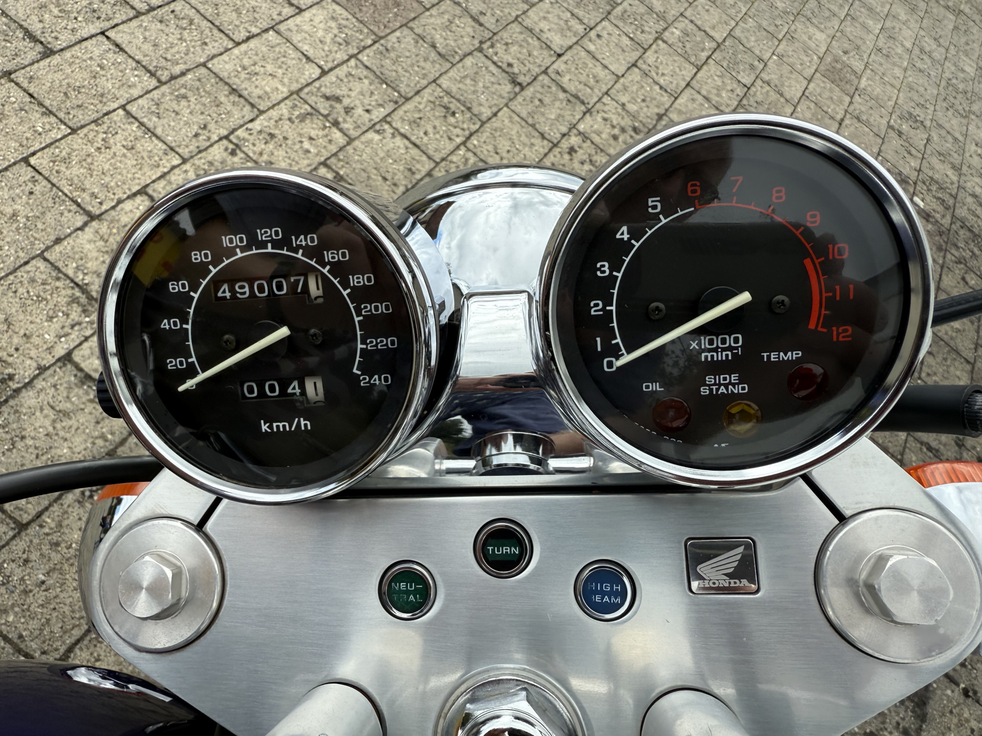 HONDA VF 750 C-image-7