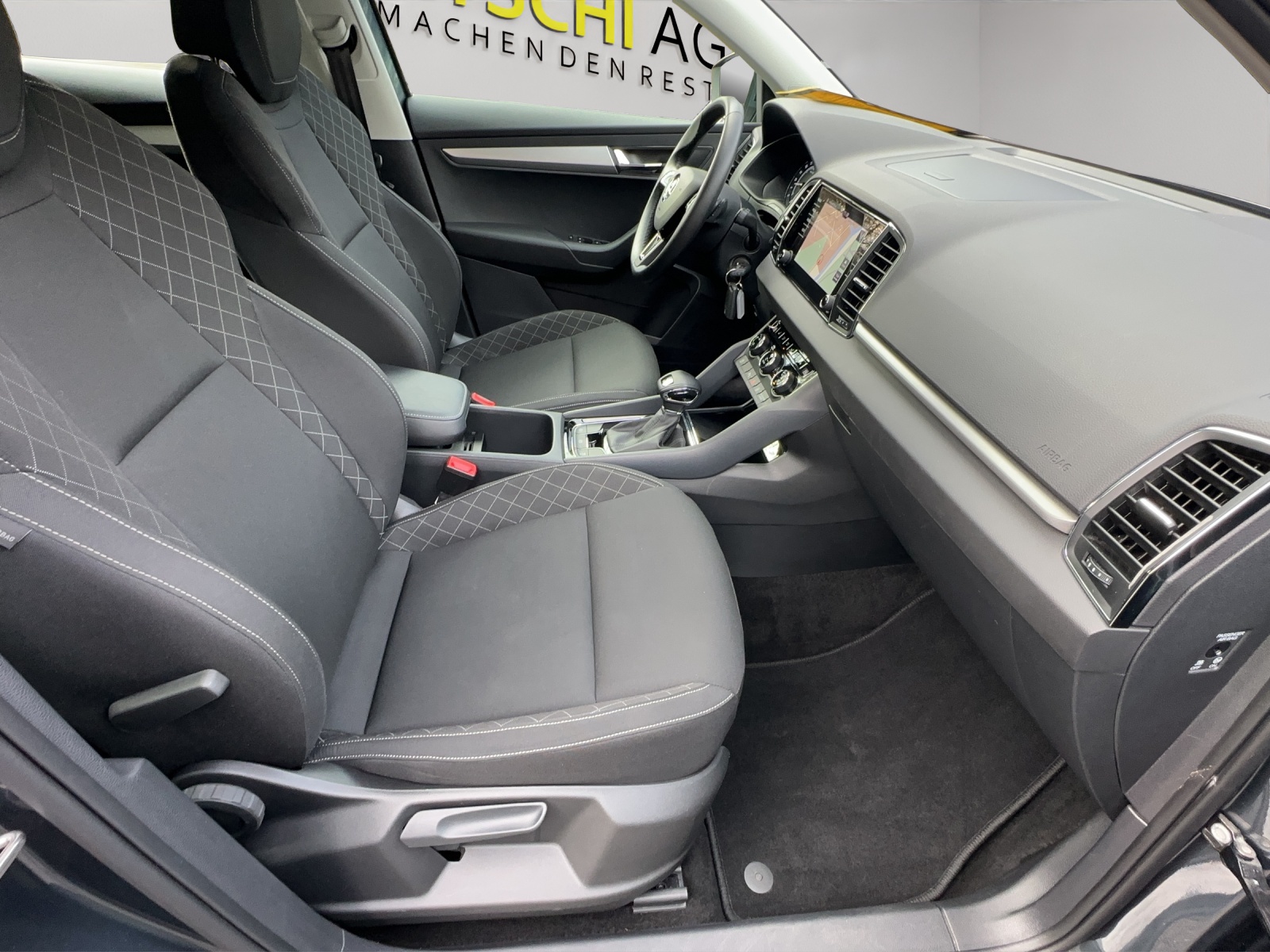 SKODA Karoq 2.0 TDI Ambition 4x4 DSG-image-13