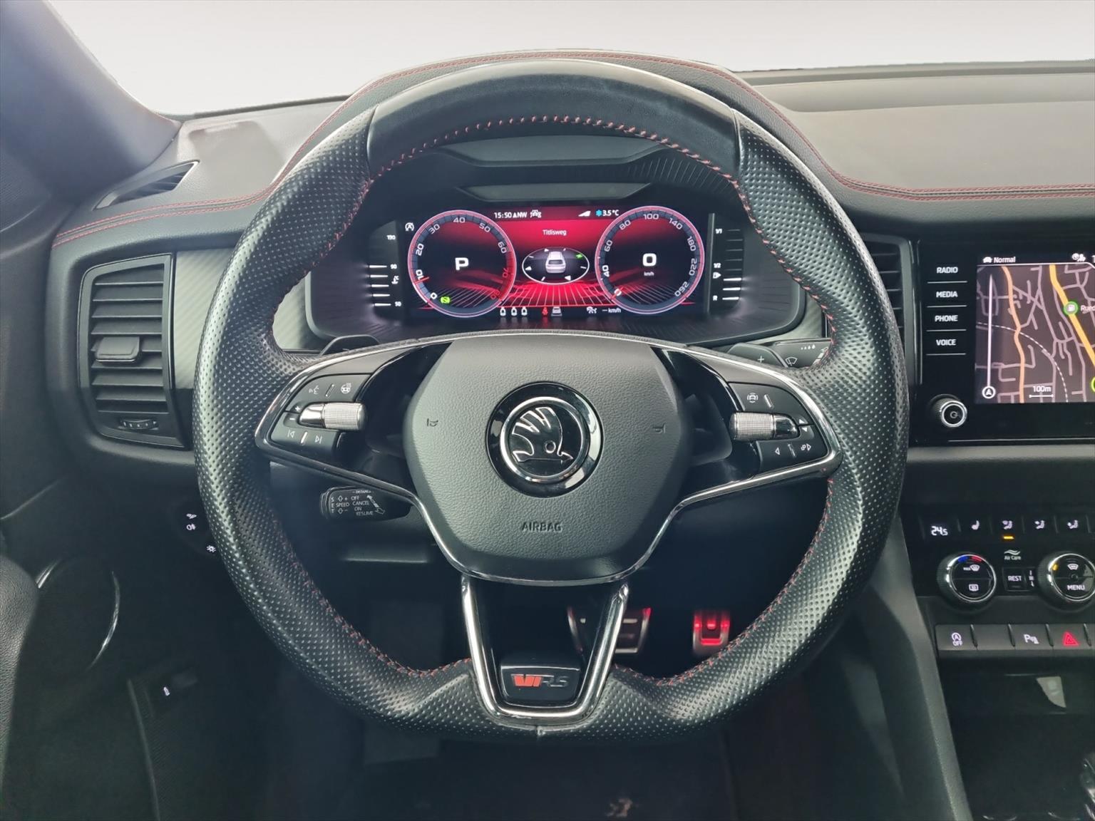 SKODA Kodiaq 2.0 TSI 4x4 RS-image-7