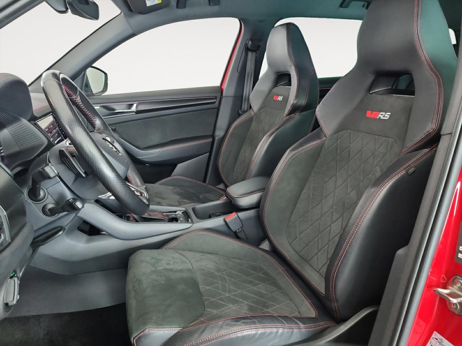 SKODA Kodiaq 2.0 TSI 4x4 RS-image-4