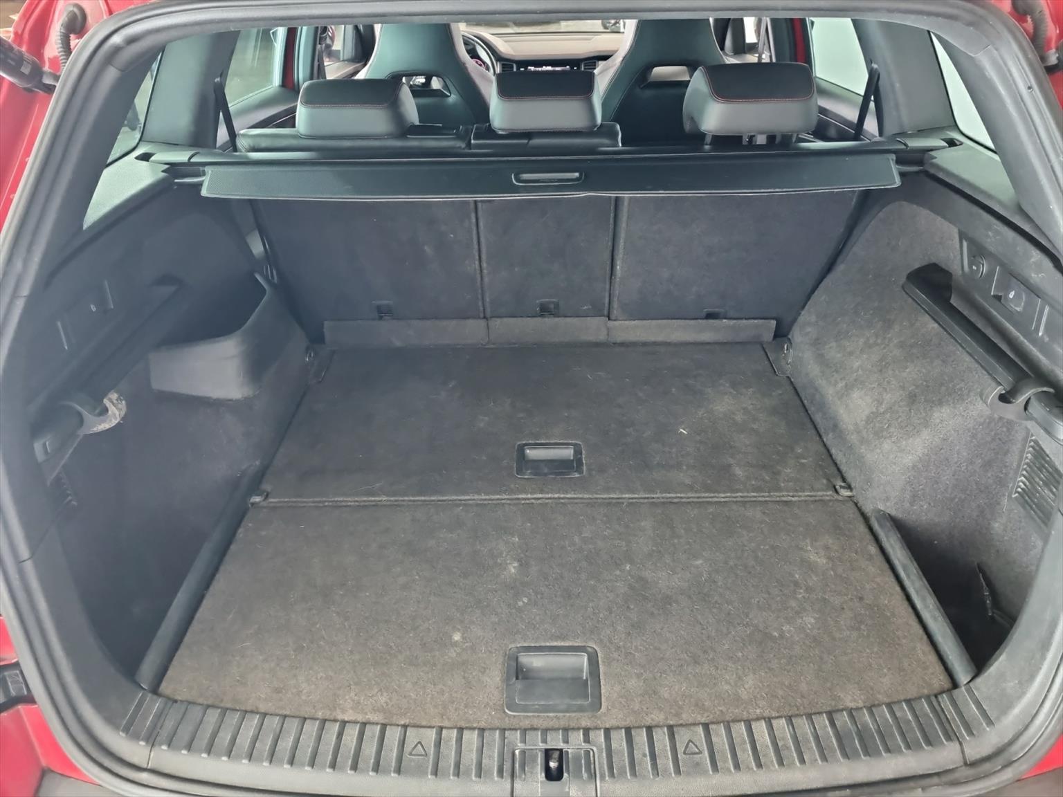 SKODA Kodiaq 2.0 TSI 4x4 RS-image-9