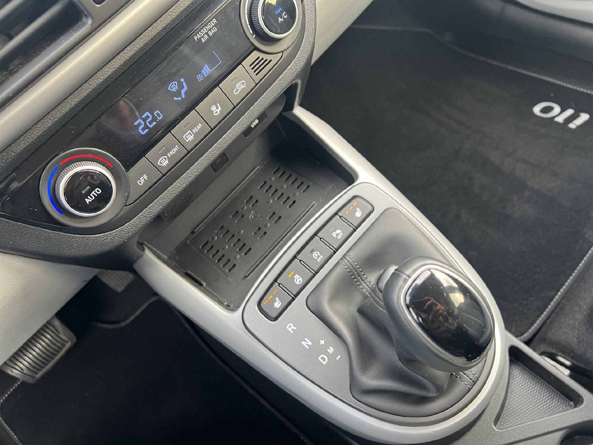 HYUNDAI i10 1.2 Vertex-image-13