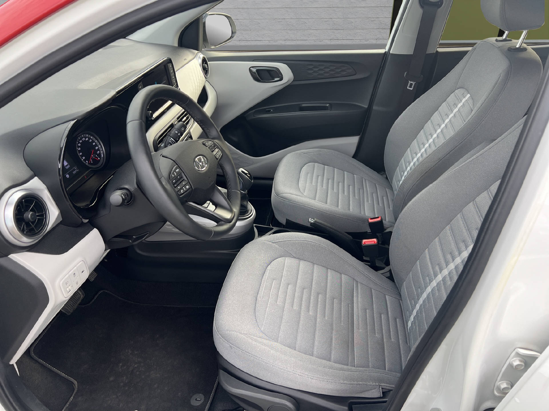 HYUNDAI i10 1.2 Vertex-image-7