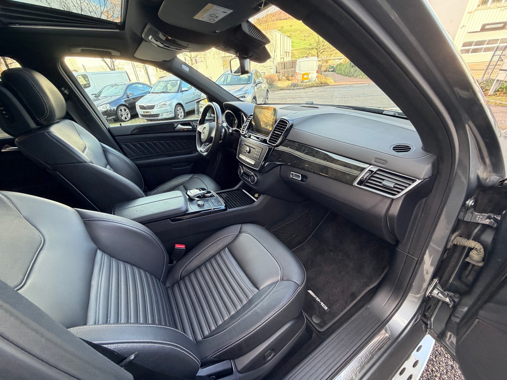MERCEDES-BENZ GLE 500 Executive 4Matic 9G-Tronic-image-9