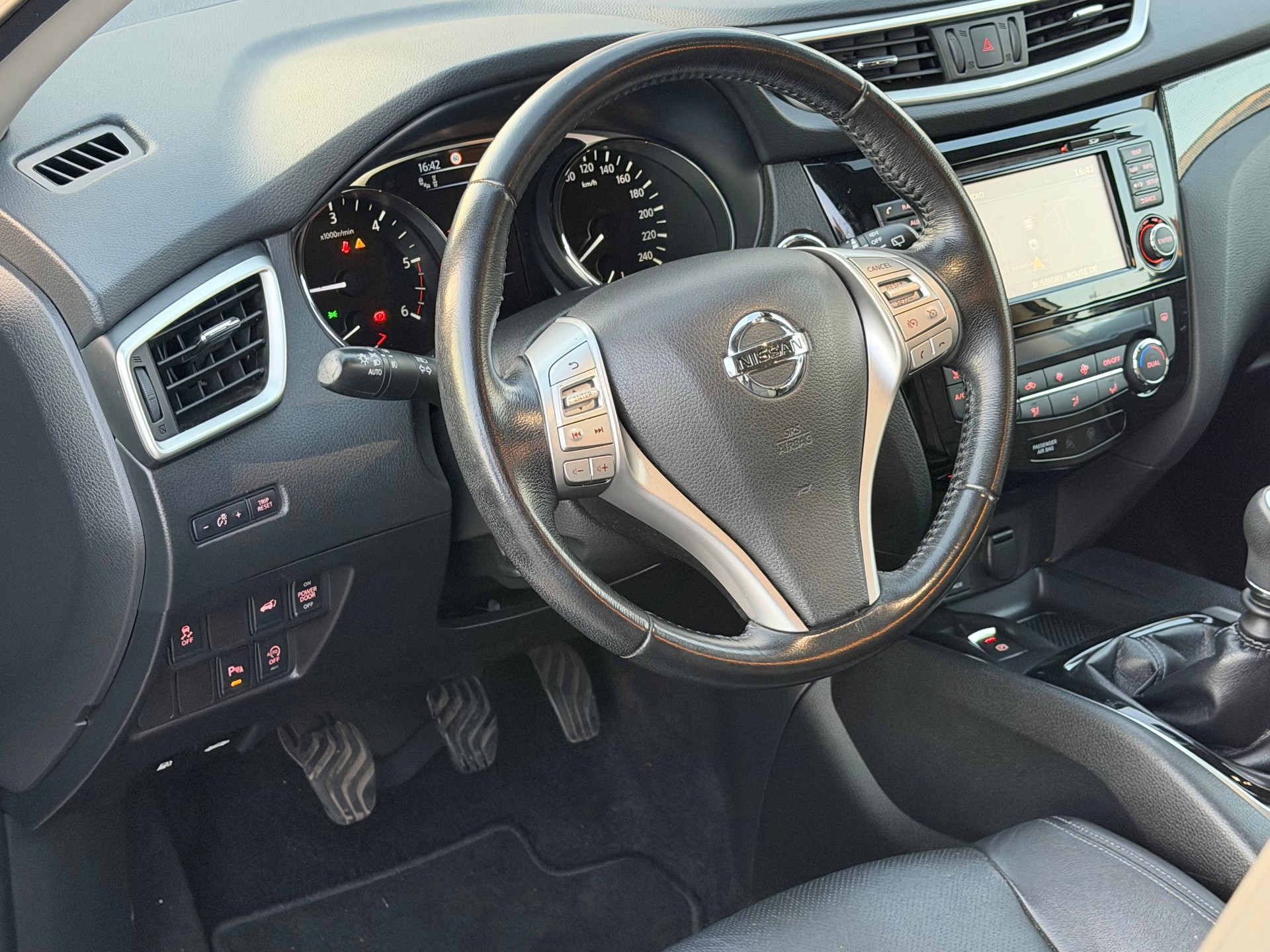 NISSAN X-Trail 1.6 dCi tekna ALL-MODE 4x4-image-6