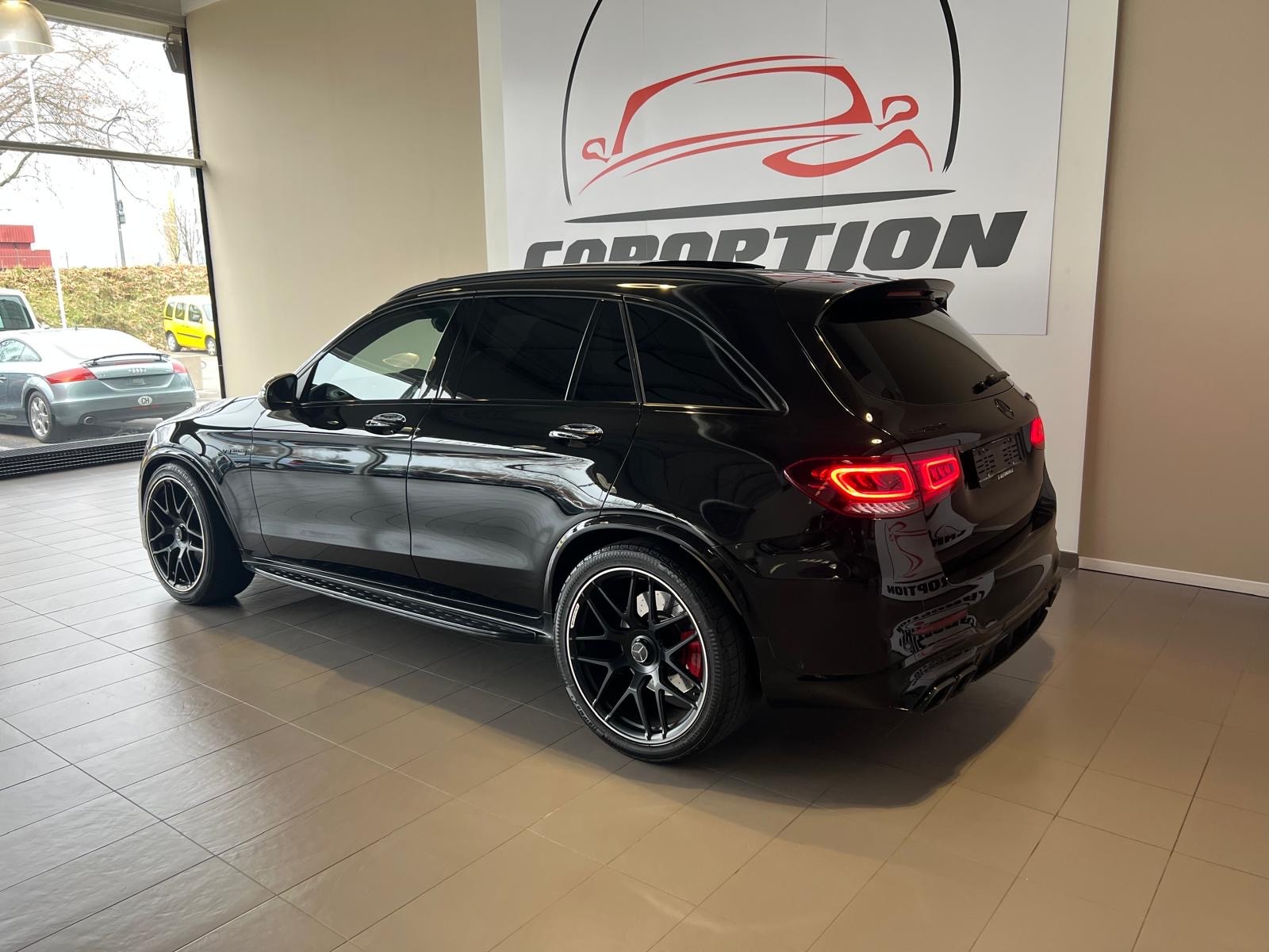 MERCEDES-BENZ GLC 63 S AMG Edition 1 4Matic+ 9G-Tronic-image-14