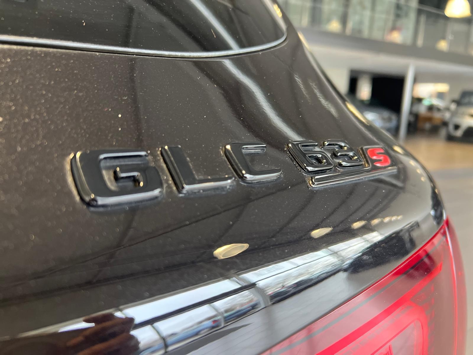 MERCEDES-BENZ GLC 63 S AMG Edition 1 4Matic+ 9G-Tronic-image-16